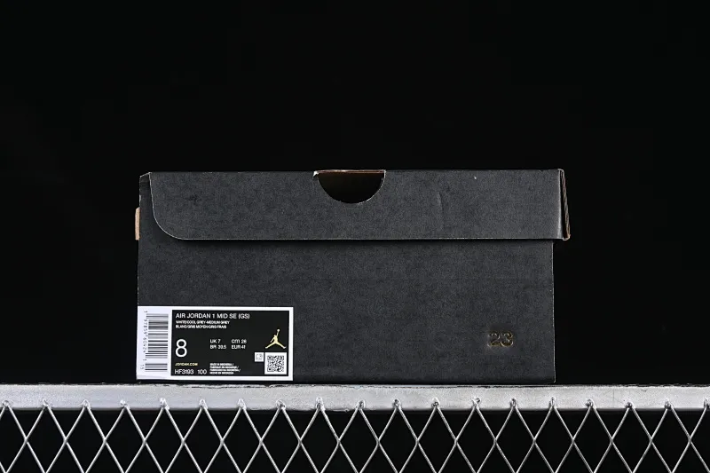All categories Air Jordan Jordan series basketball shoes Air Jordan 1 Mid Air Jordan 1 Mid AJ1 Joe 1 white gray mid-top cultural and casual sneakers HF3193-100